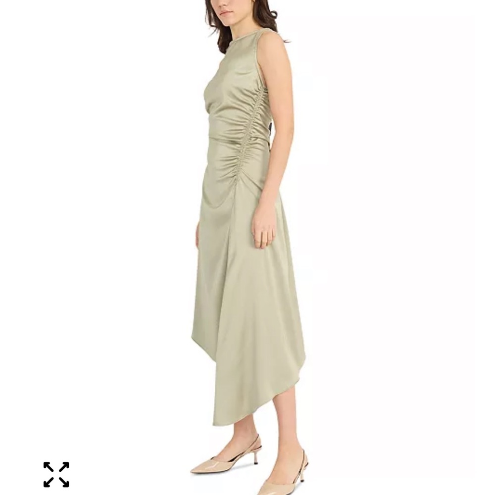 Luxely sage green ruched asymmetrical mid dress - Picture 2 of 4